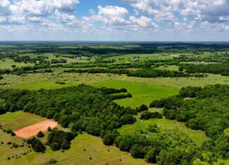 NO RESERVE REAL ESTATE AUCTION 160 Acres Agra, OK
