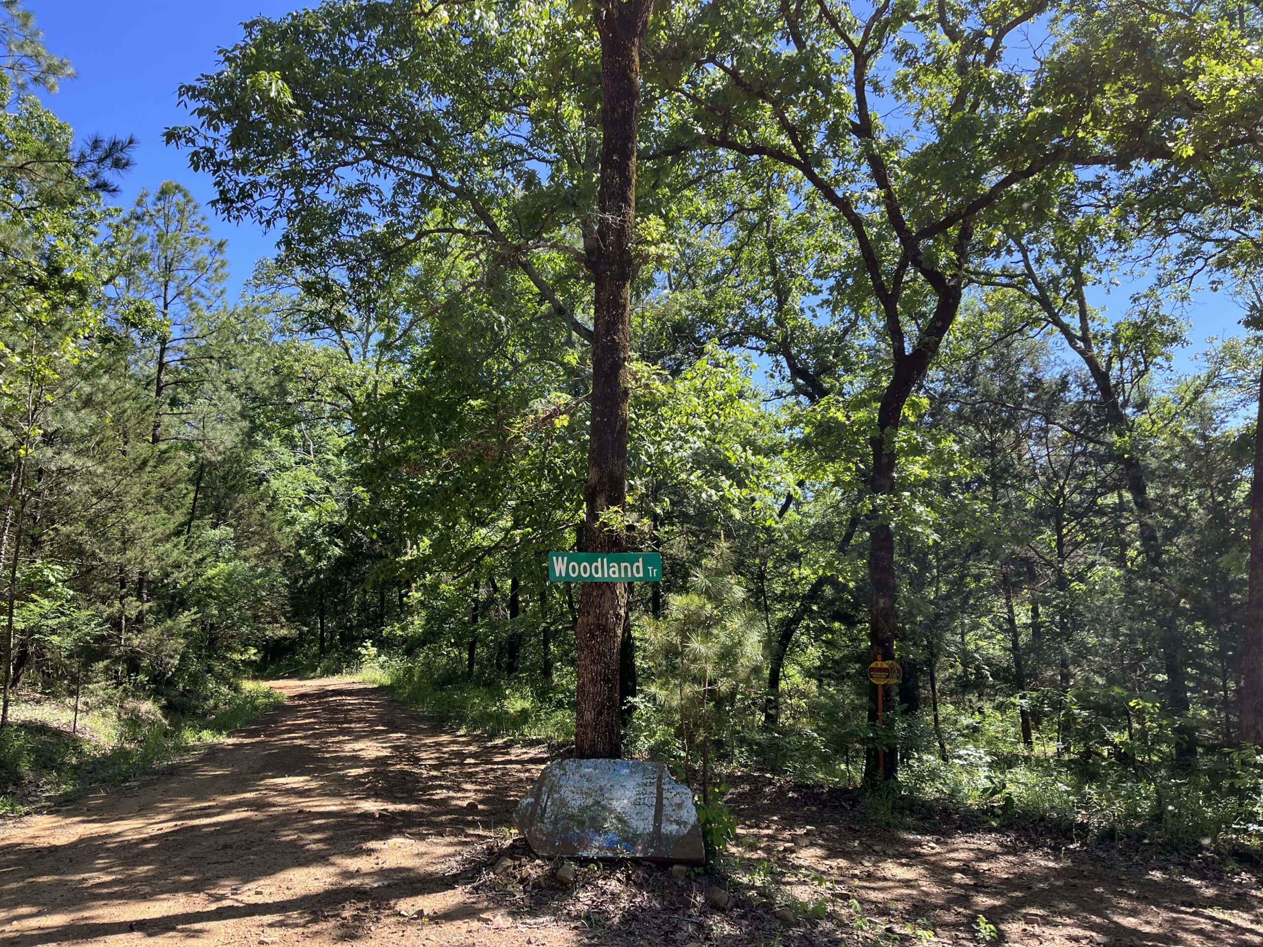 Off-Grid Mountain Getaway – 15+/- Acres in the Kiamichi Wilderness (Daisy Side)