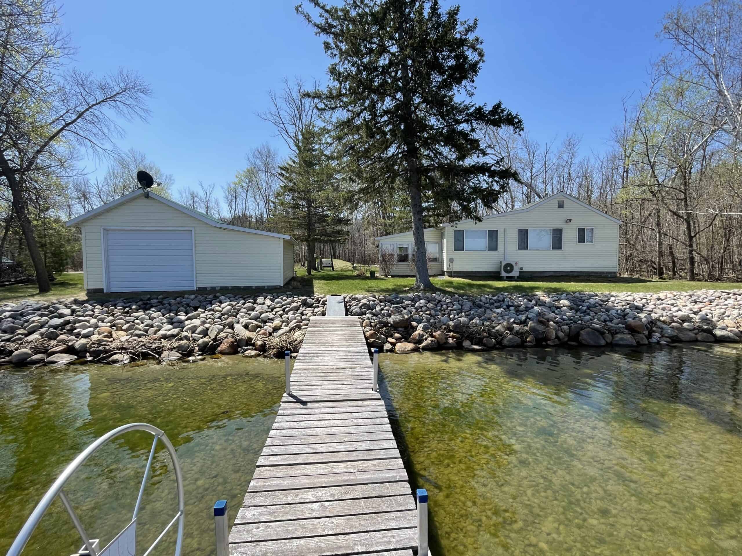 MN Lakefront Cabin and Land Auction