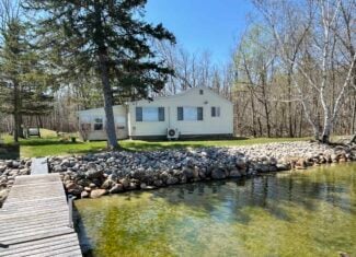 MN Lakefront Cabin and Land Auction