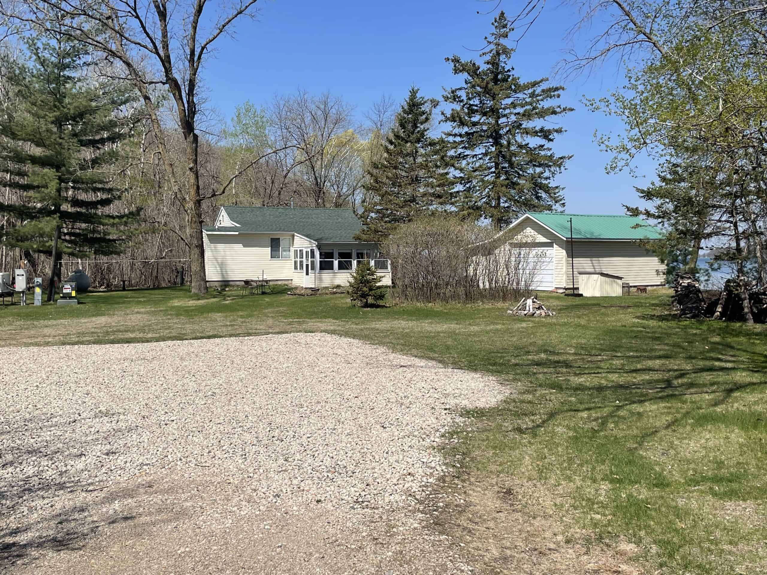 MN Lakefront Cabin and Land Auction