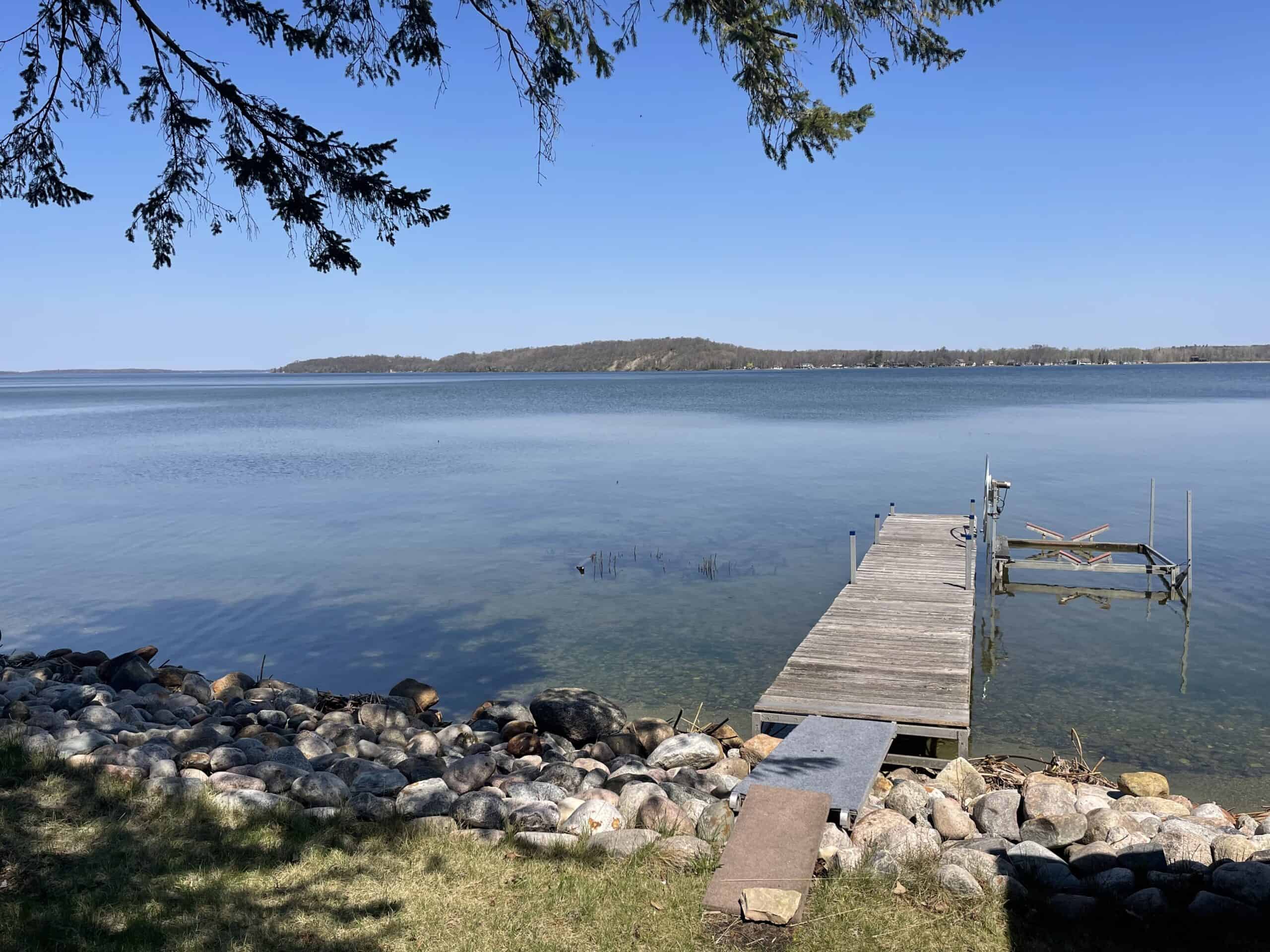 MN Lakefront Cabin and Land Auction