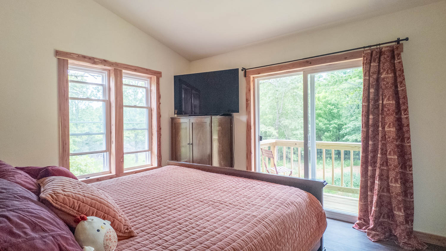 New Custom Build With Wooded Acreage In The Missouri Ozarks