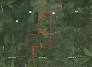 BEAUTIFUL FARM FOR SALE IN THE OZARKS
