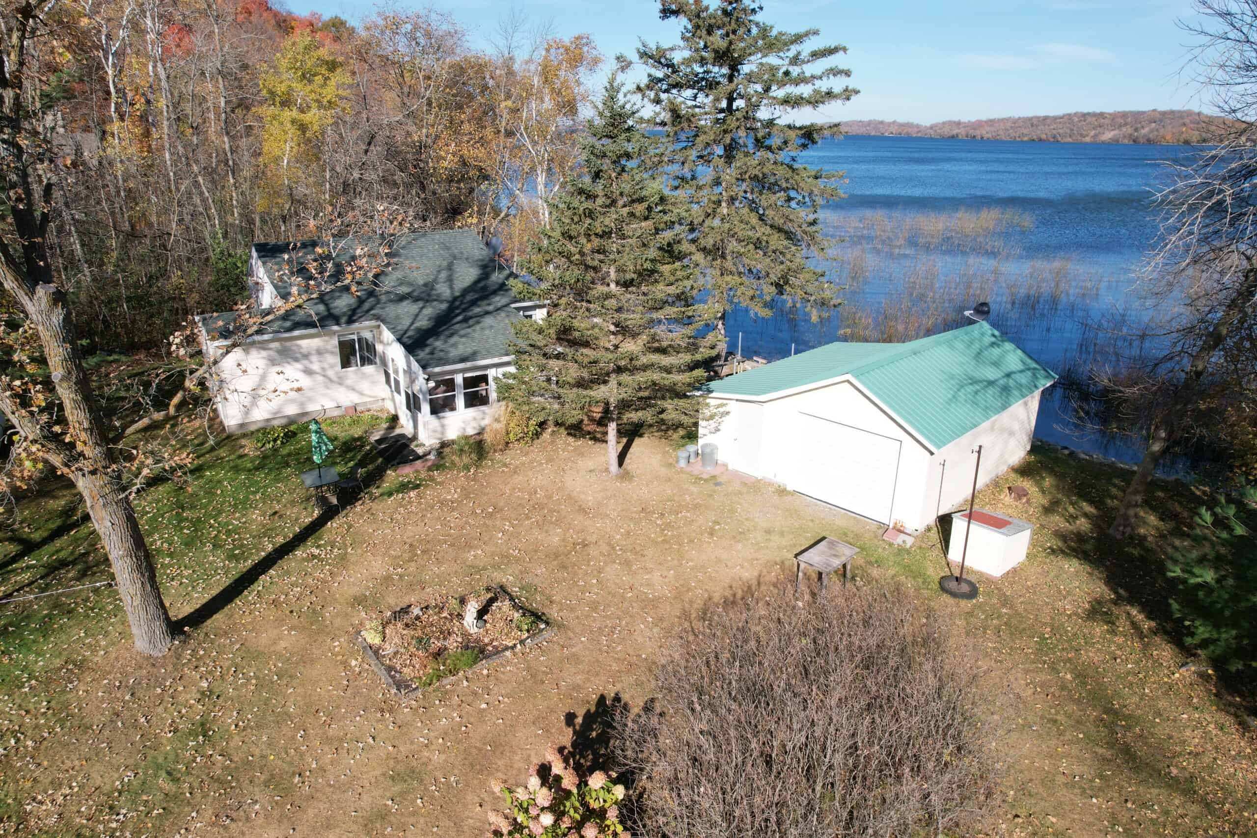 MN Lakefront Cabin and Land Auction