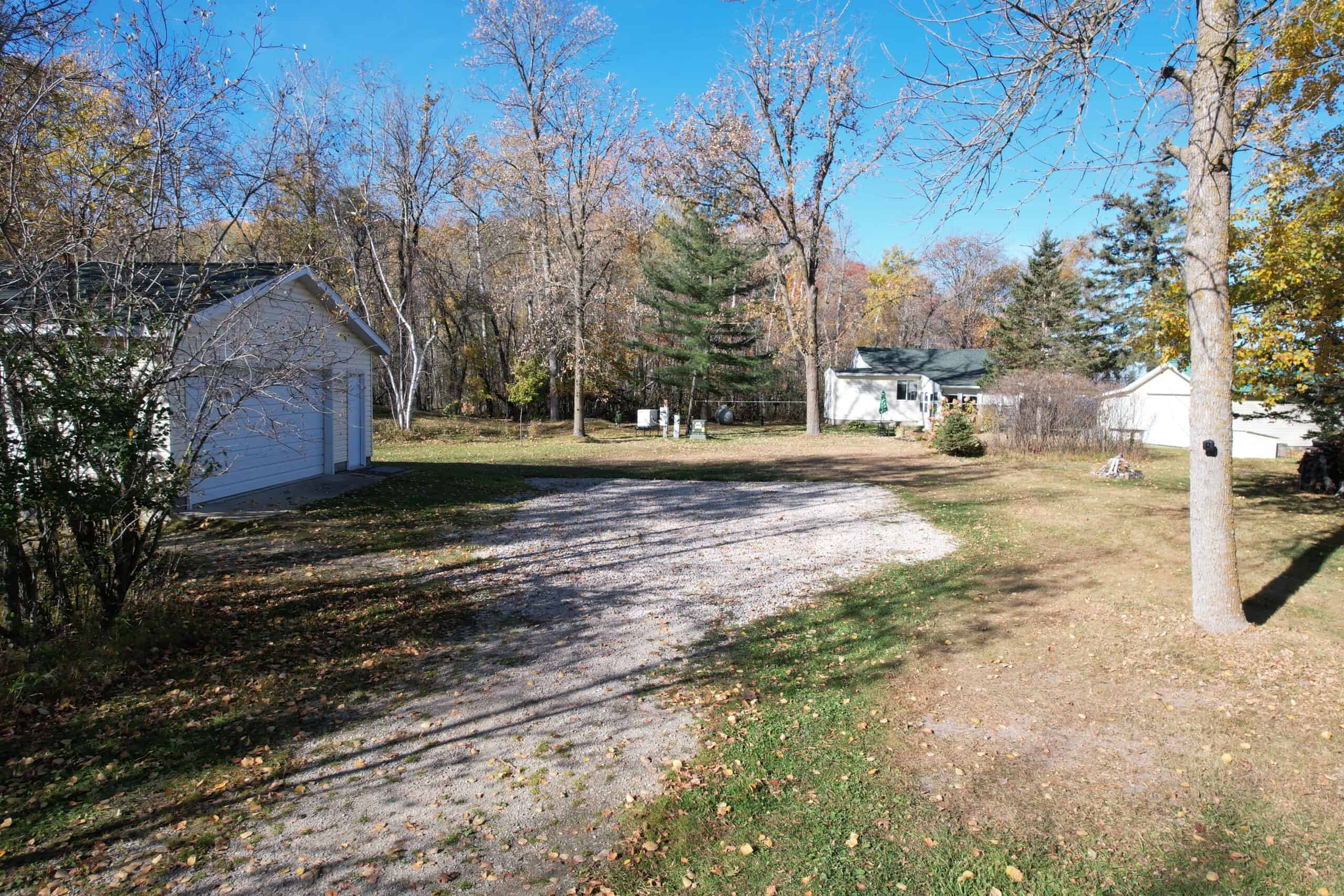 MN Lakefront Cabin and Land Auction