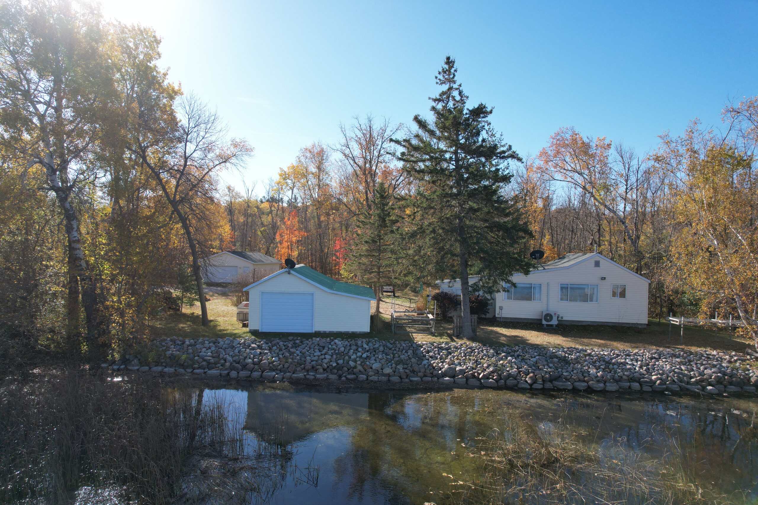 MN Lakefront Cabin and Land Auction