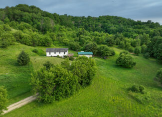 Scenic Country Home & Recreational Paradise Near Wildcat Mountain State Park – 21.78 Acres in Vernon County, WI