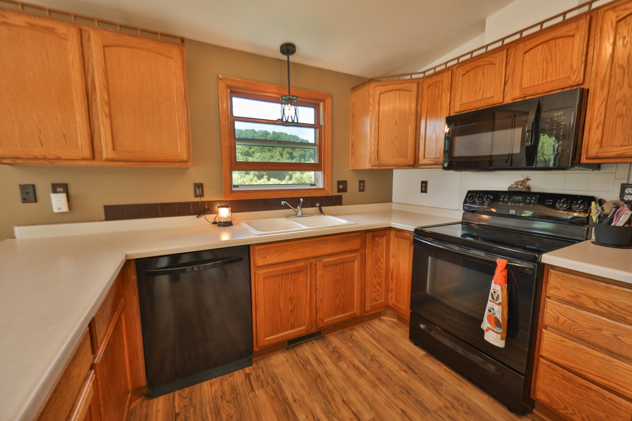 Scenic Country Home & Recreational Paradise Near Wildcat Mountain State Park – 21.78 Acres in Vernon County, WI