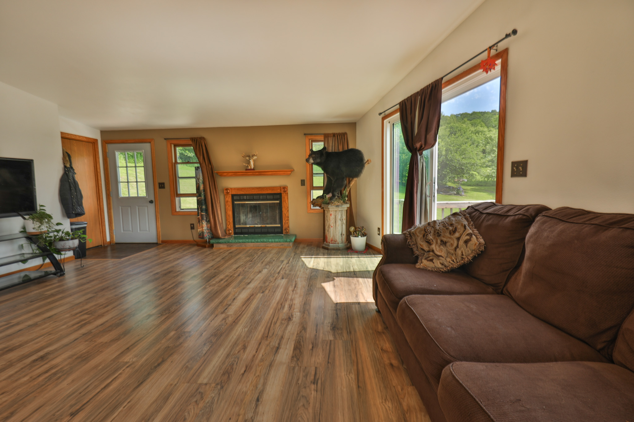 Scenic Country Home & Recreational Paradise Near Wildcat Mountain State Park – 21.78 Acres in Vernon County, WI