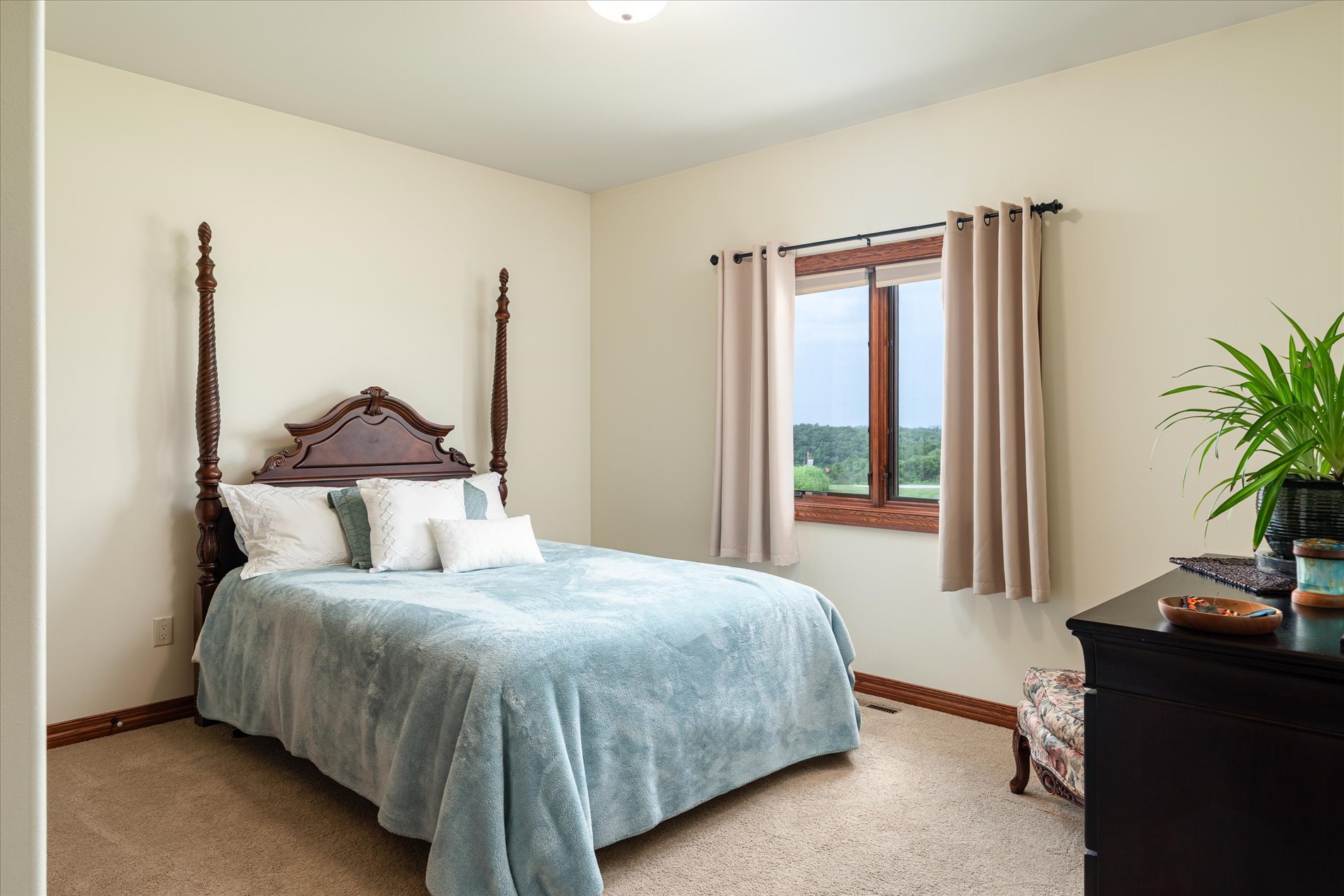 Luxurious Executive Compound for Sale in Southwest Wisconsin