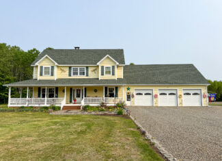 Picture Perfect Country Living