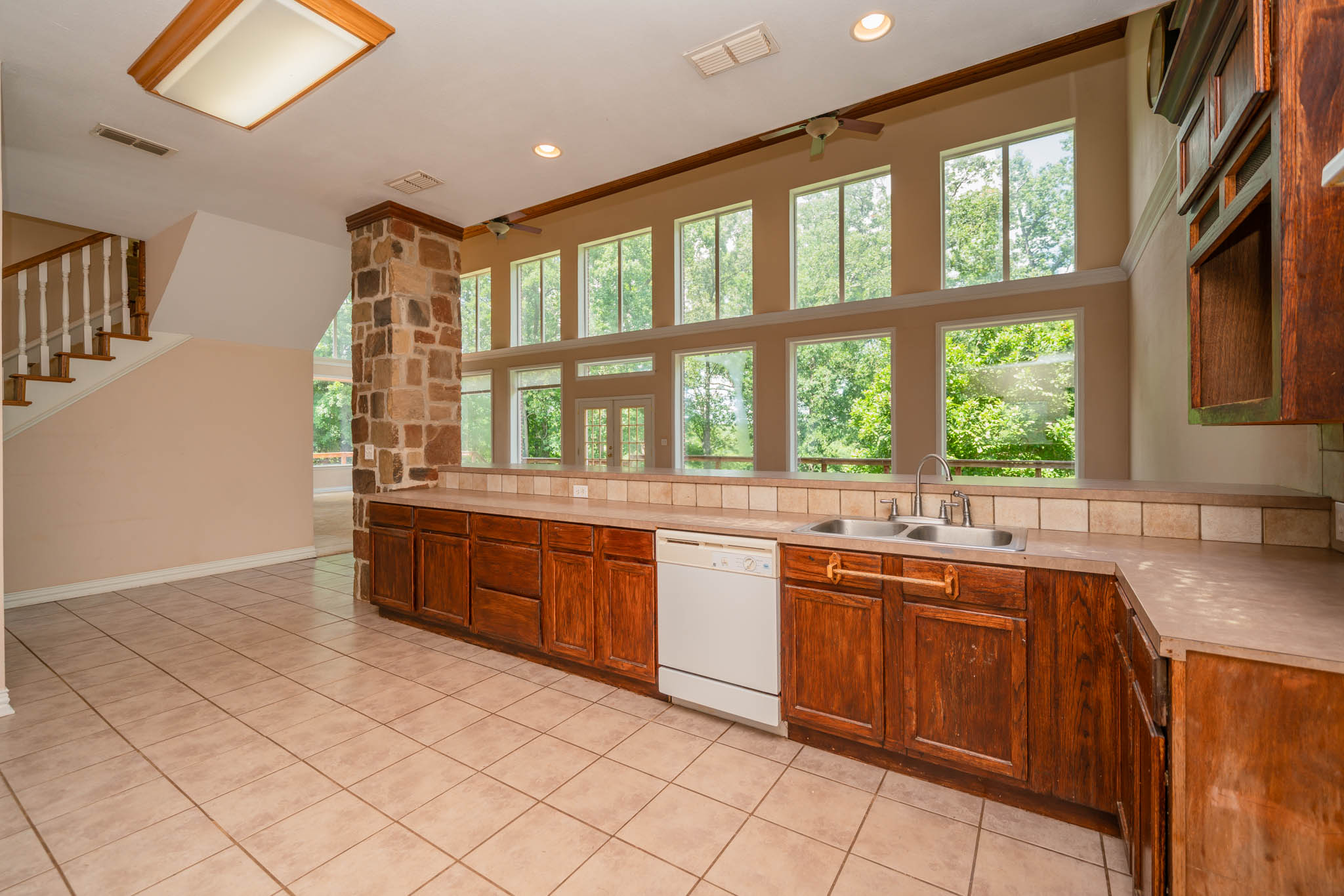 Gorgeous Acreage with Private Lake and Large House