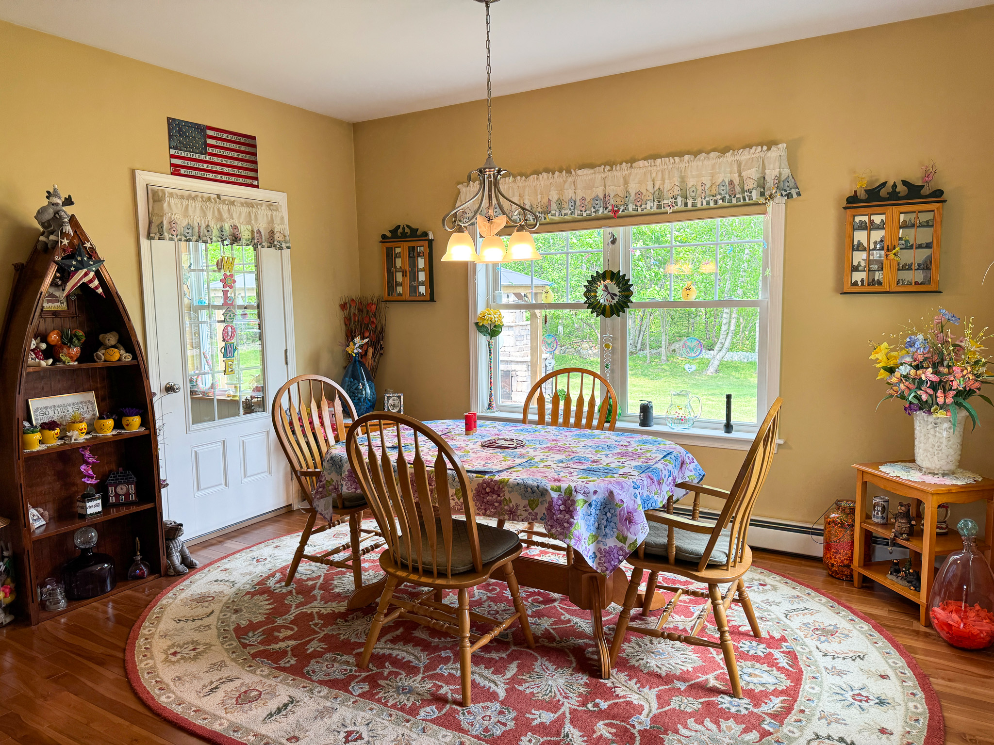 Picture Perfect Country Living