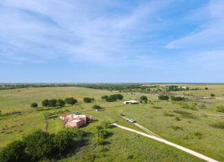 Exceptional Combination Ranch For Sale at Auction in Henrietta, TX