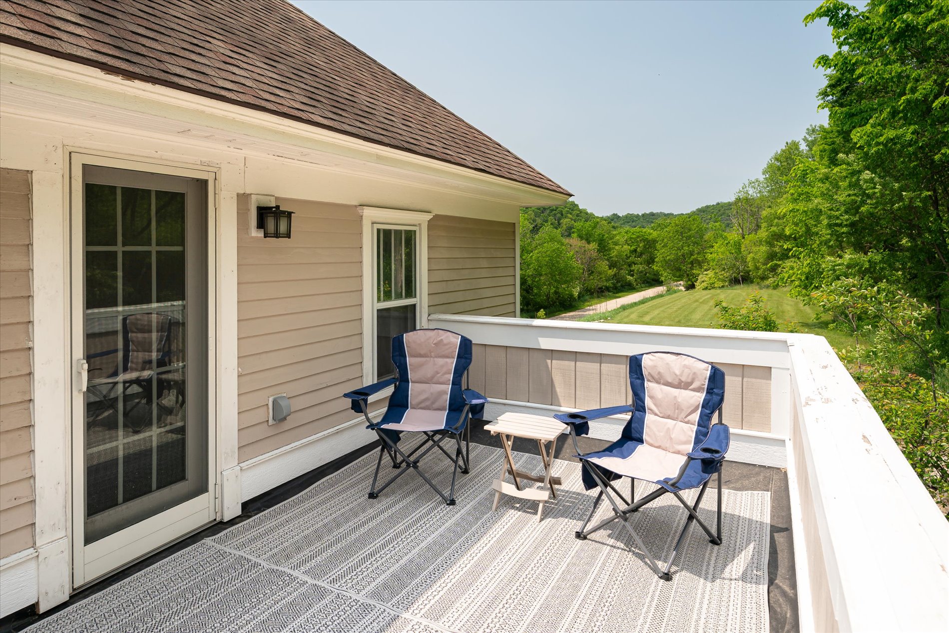 Country Home 100 Acres 1/4 Mile of Trout Stream In the Driftless Region