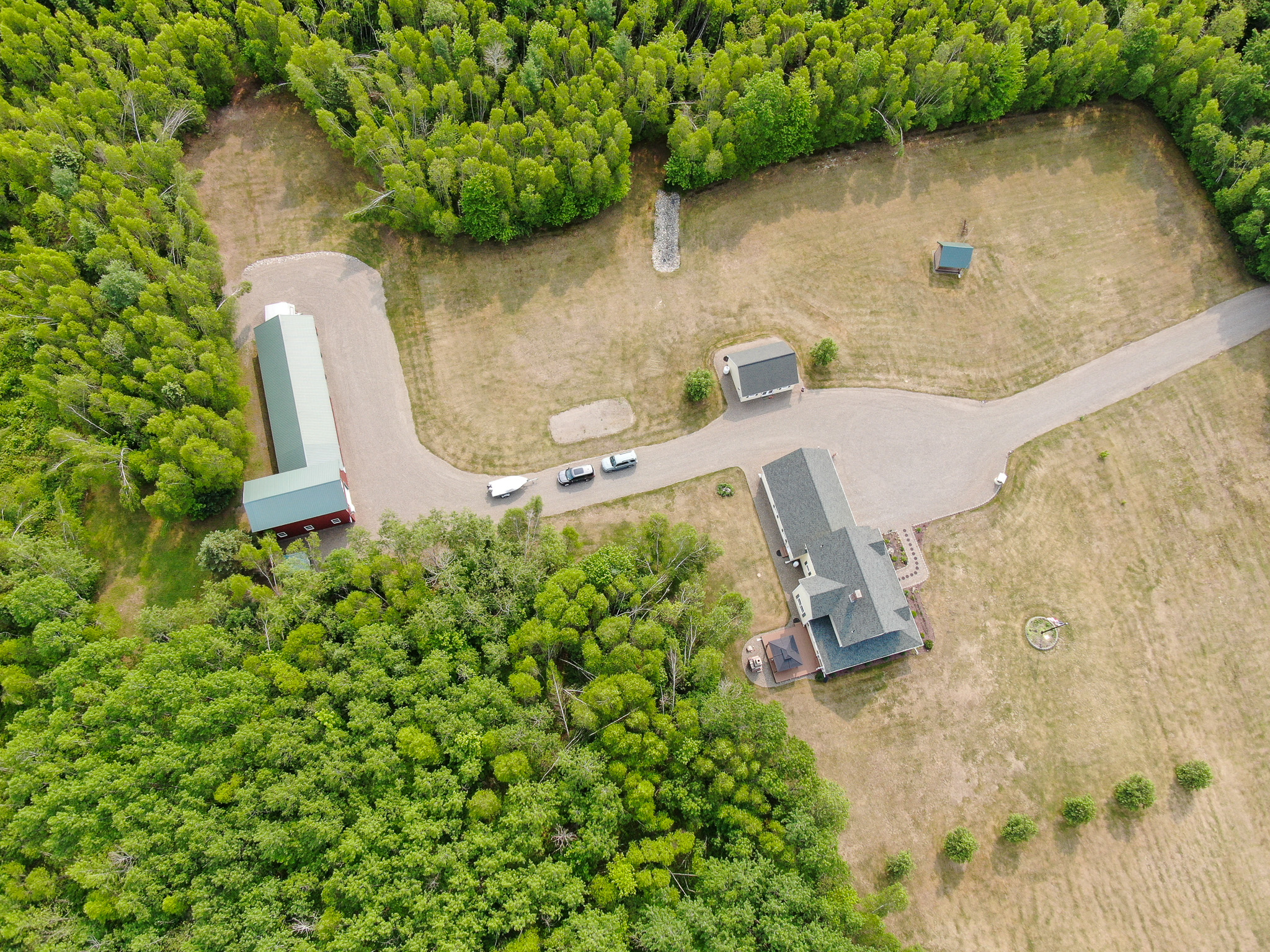 Picture Perfect Country Living