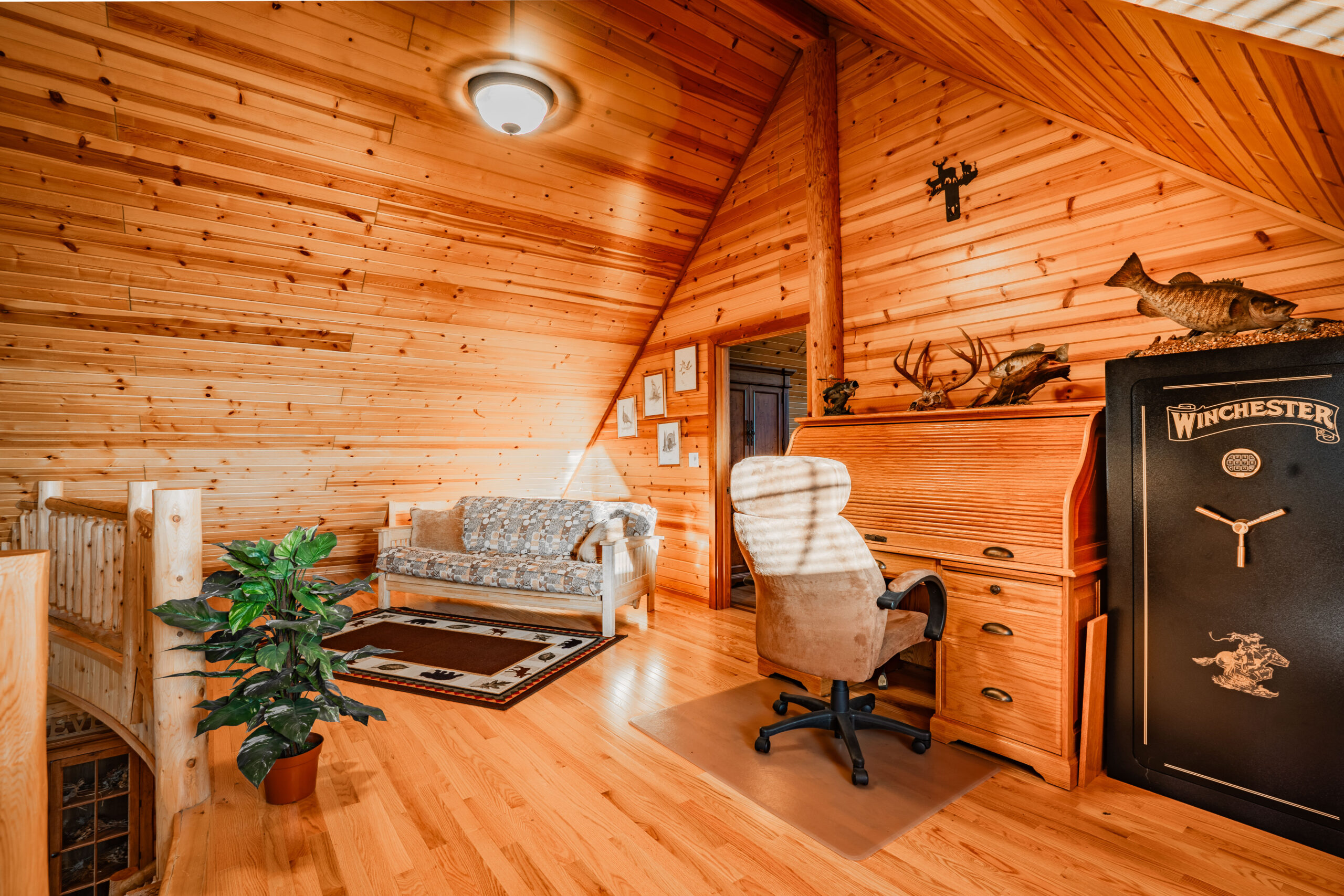 Log Cabin Paradise Near Stockton Lake