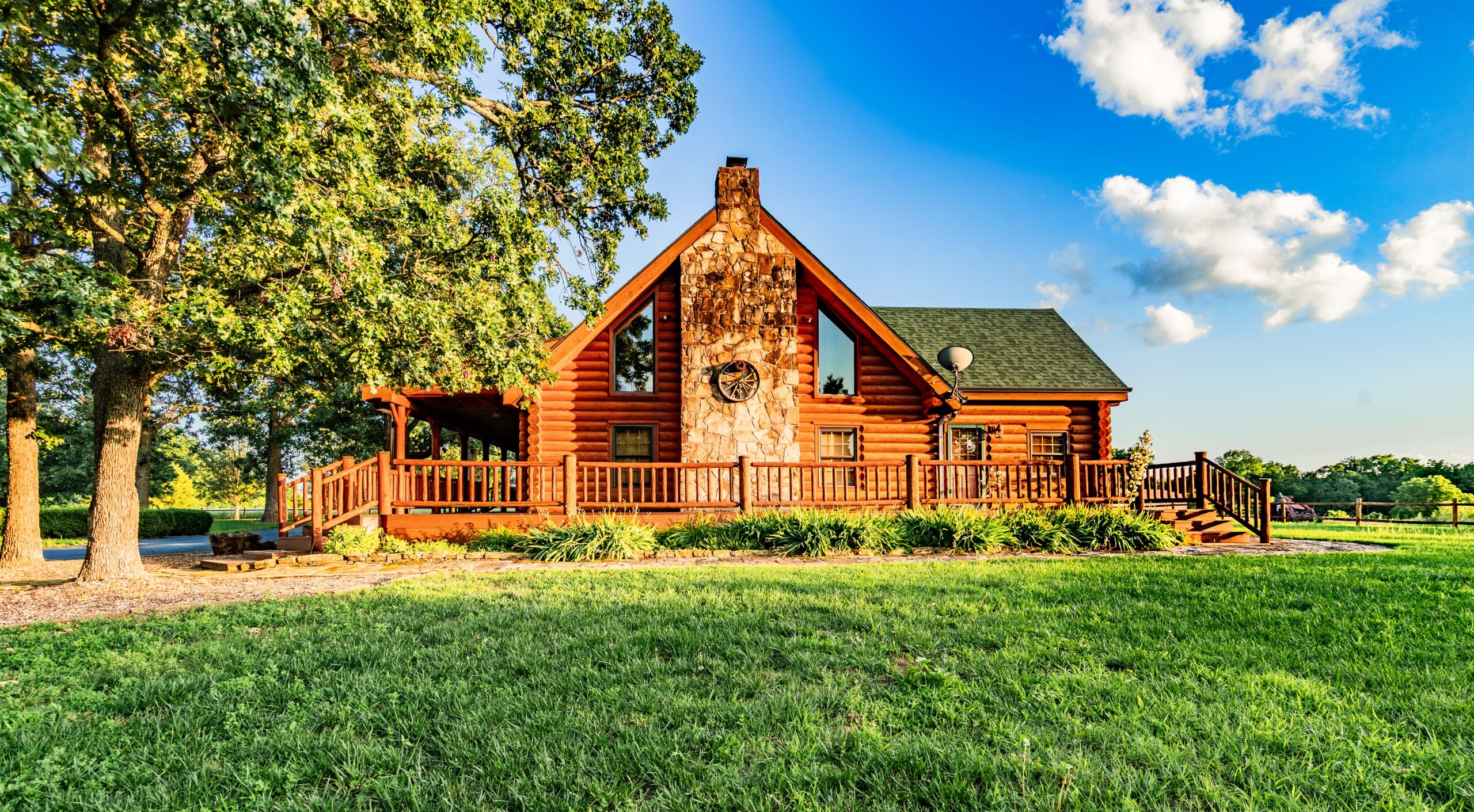 Log Cabin Paradise Near Stockton Lake