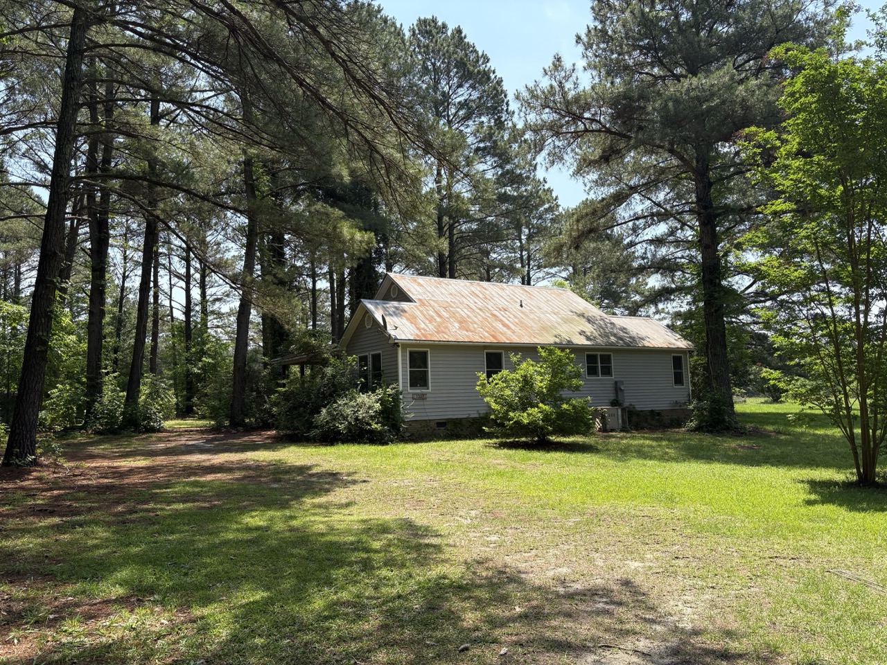 23-AC Country Retreat with Two Homes in Pitt County, NC