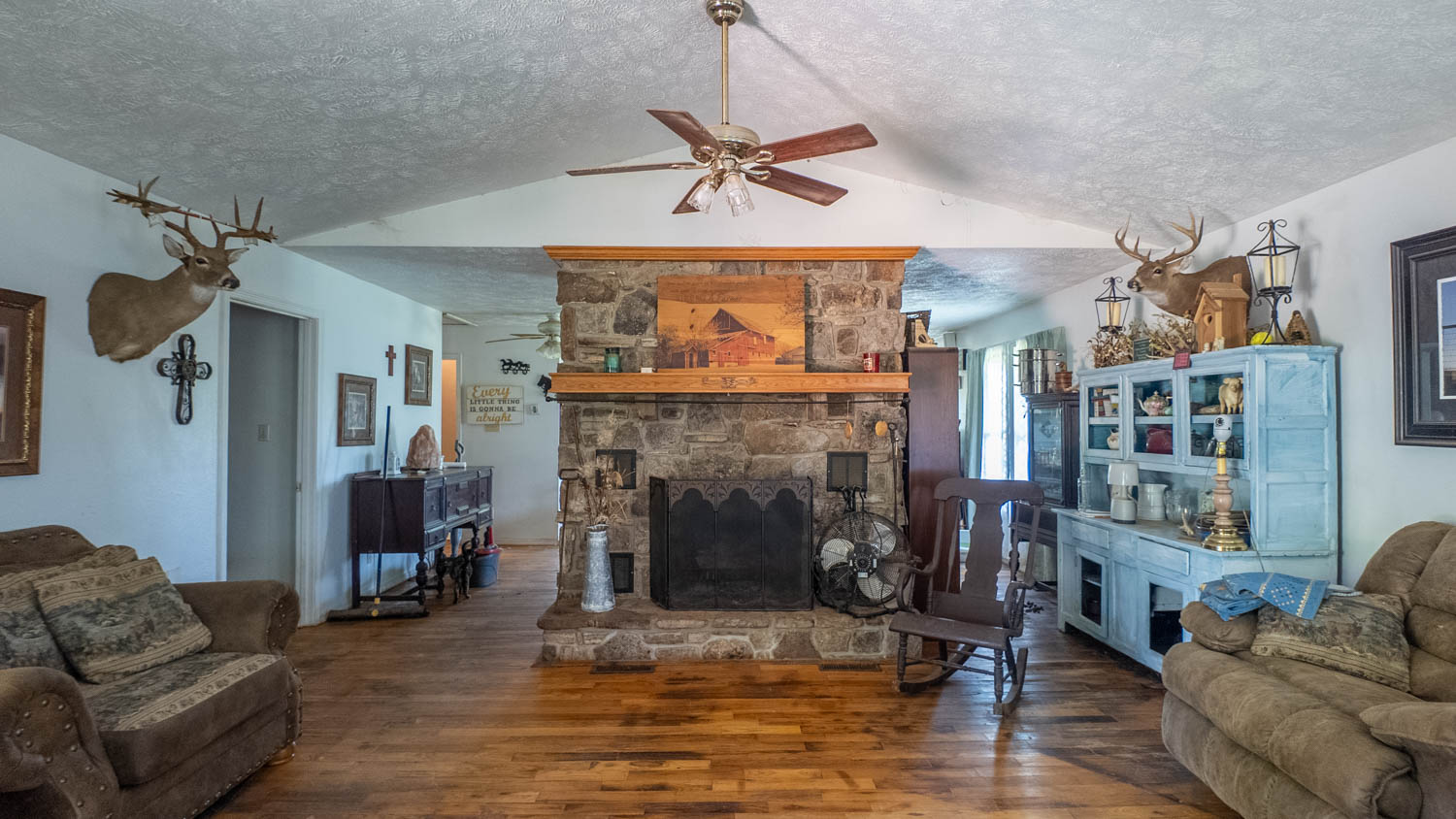 440-Acre Ranch or Hunter’s Retreat – Ultimate Seclusion and Natural Beauty