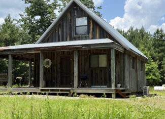 CABIN WITH LAND FOR SALE IN NORTH CENTRAL ARKANSAS