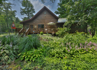 Private 40-Acre Cabin Retreat for Sale in Hillsboro, Wisconsin – Vernon County