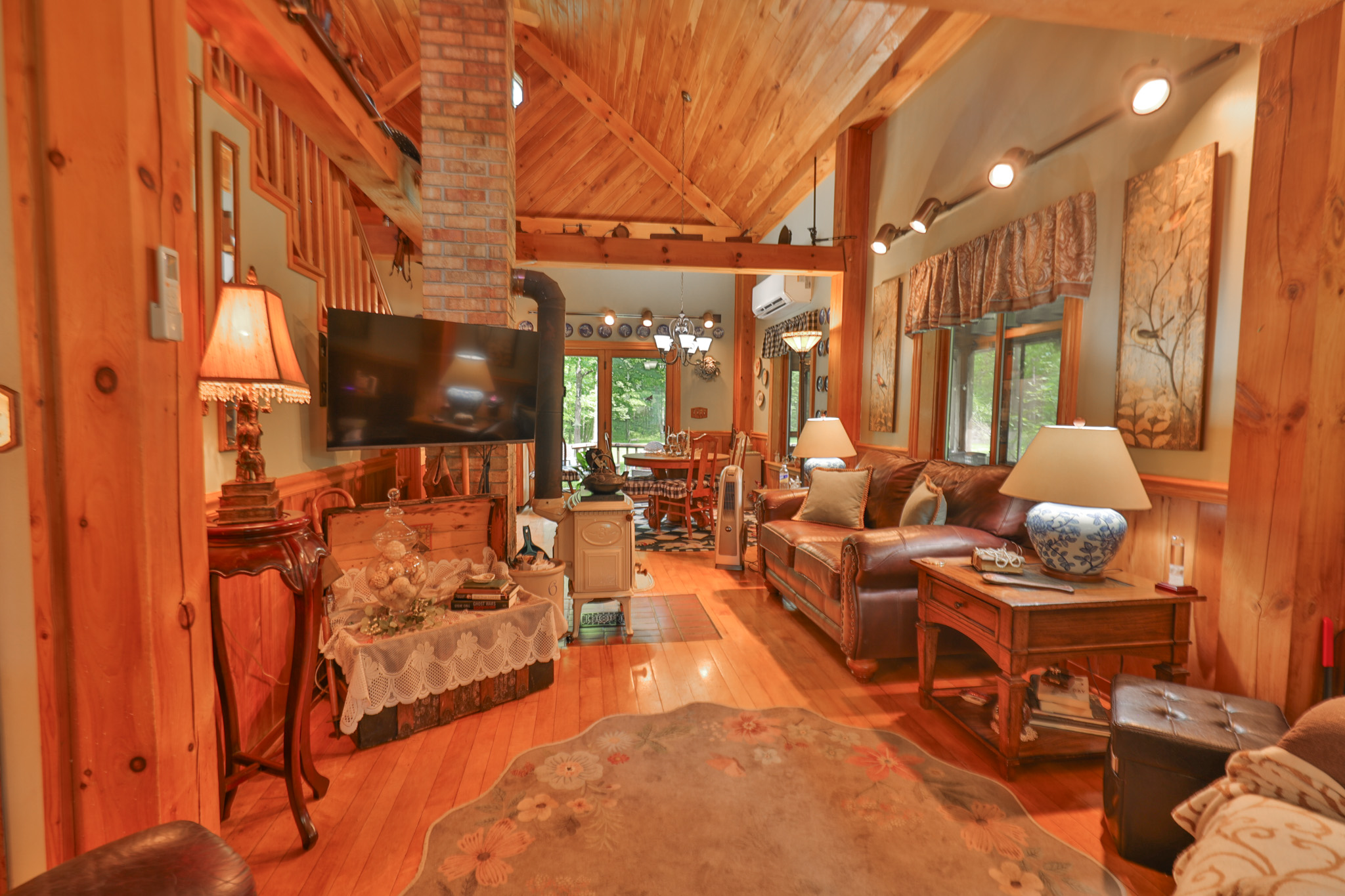 Private 40-Acre Cabin Retreat for Sale in Hillsboro, Wisconsin – Vernon County
