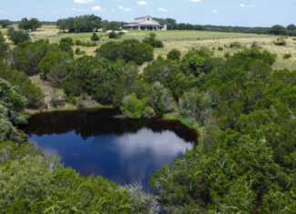 214±-Acre Luxury Texas Hill Country Ranch with 1,600′ Leon River Frontage near Gatesville