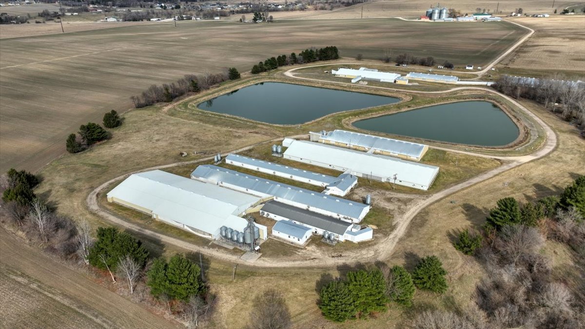 Incredible development opportunity just minutes from Holmen