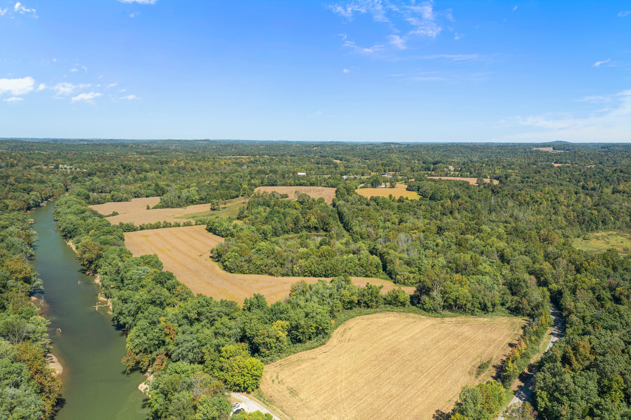 Whitetail and Waterfowl Hunting Property w/ Crop Income in Bowling Green, Kentucky