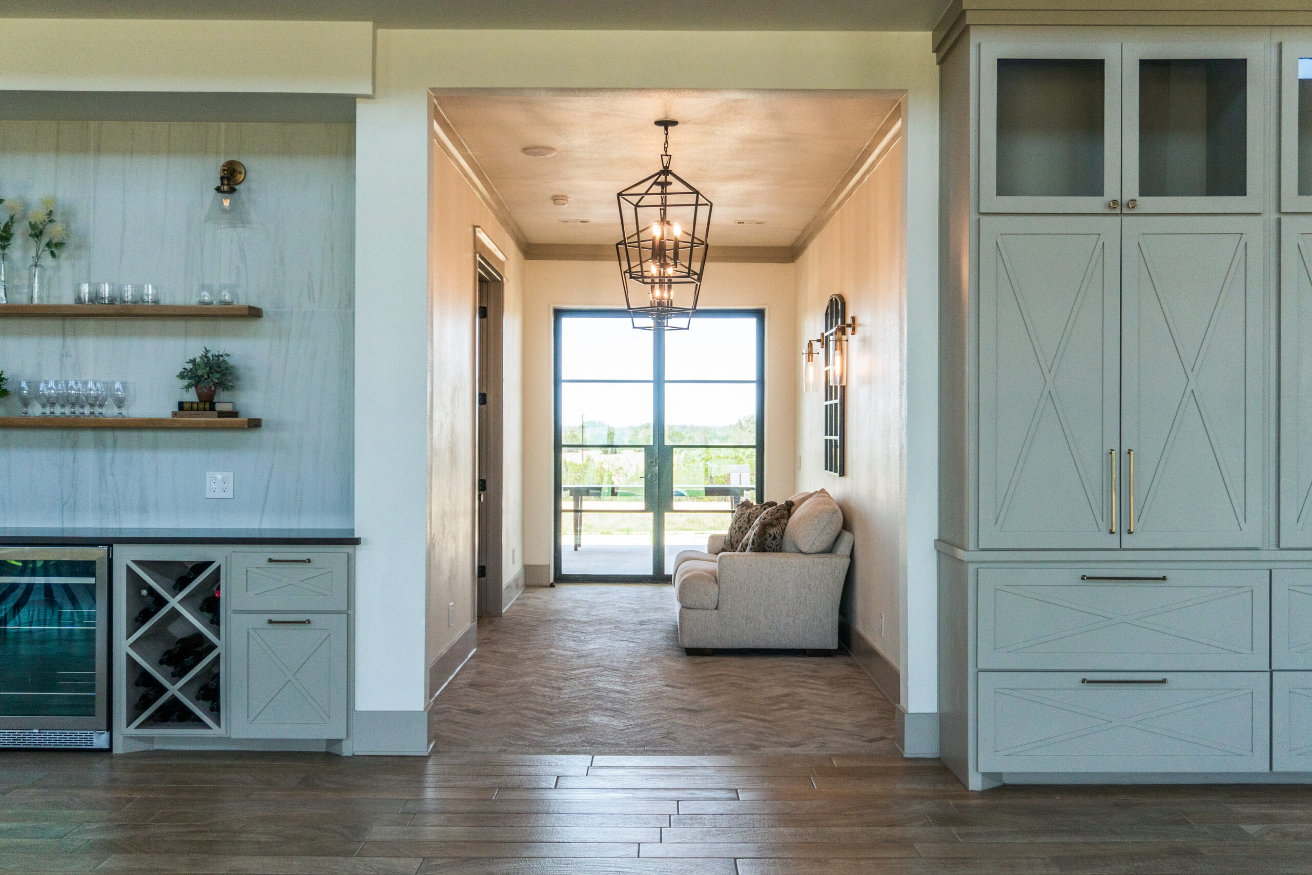 214±-Acre Luxury Texas Hill Country Ranch with 1,600′ Leon River Frontage near Gatesville