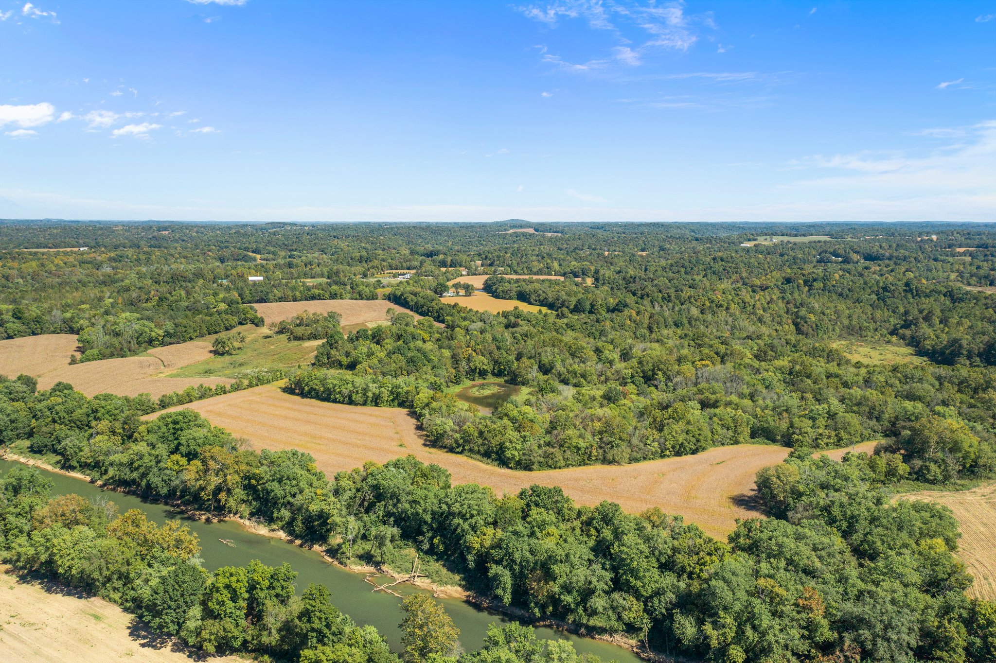 Whitetail and Waterfowl Hunting Property w/ Crop Income in Bowling Green, Kentucky