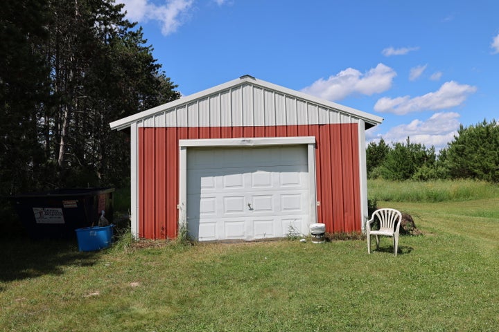 Hunter’s Paradise:  Cabin and Barn on 50 Acres Atlanta MI