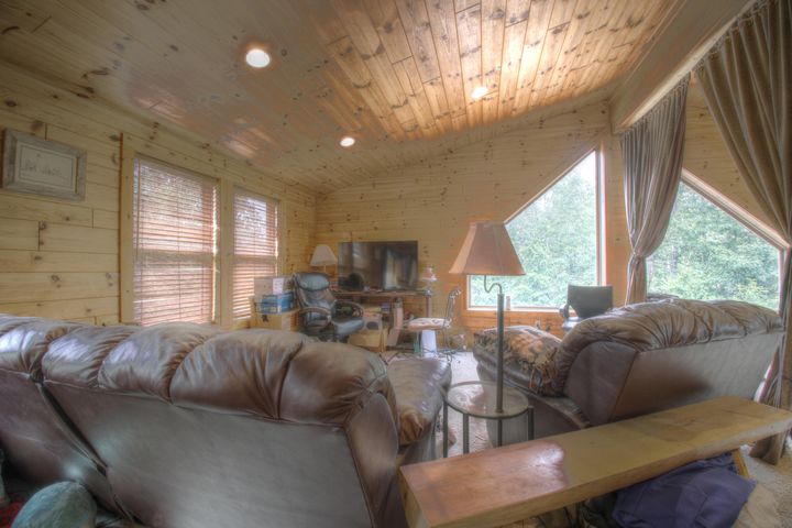 Luxury Home on 261 Acres – Atlanta, MI Wilderness Retreat
