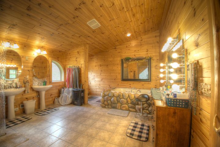 Luxury Home on 261 Acres – Atlanta, MI Wilderness Retreat