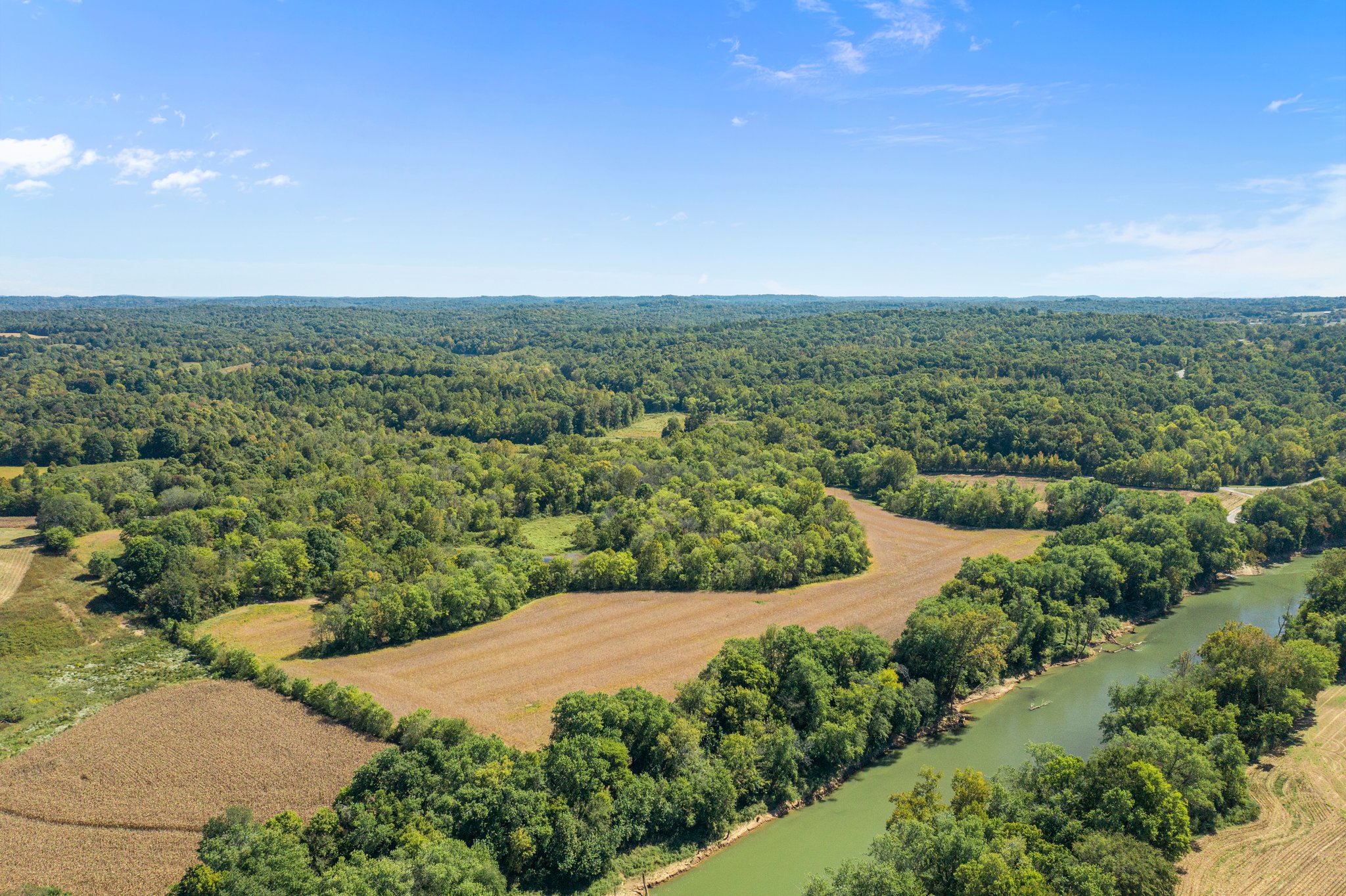 Whitetail and Waterfowl Hunting Property w/ Crop Income in Bowling Green, Kentucky