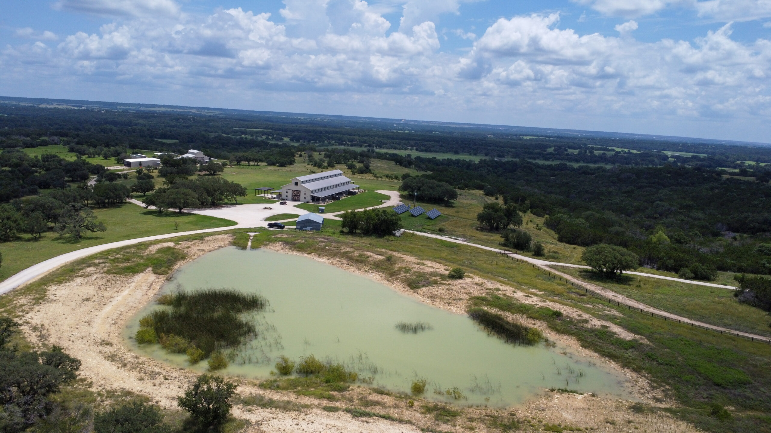 214±-Acre Luxury Texas Hill Country Ranch with 1,600′ Leon River Frontage near Gatesville