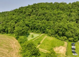 Twenty-One-Acre Hidden Gem in Vernon County WI