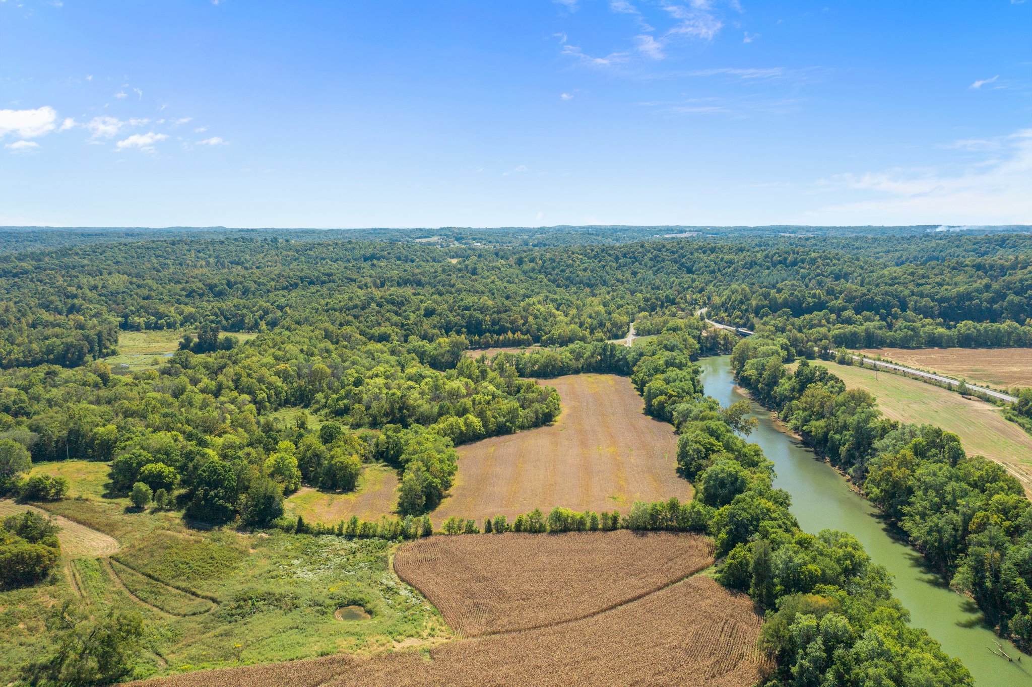 Whitetail and Waterfowl Hunting Property w/ Crop Income in Bowling Green, Kentucky
