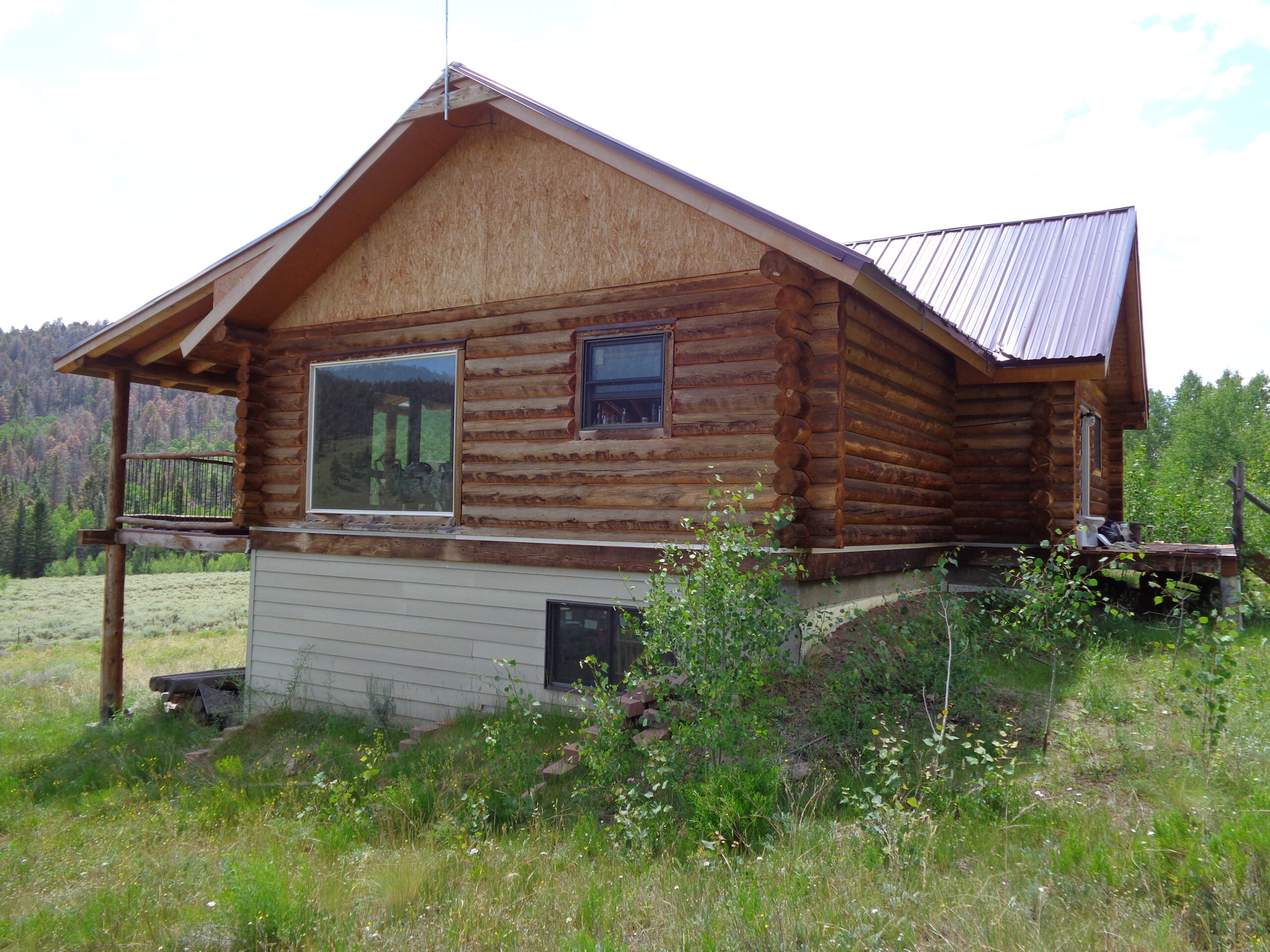 Cabin For Sale on 73 Acres in Colorado in GMU 66