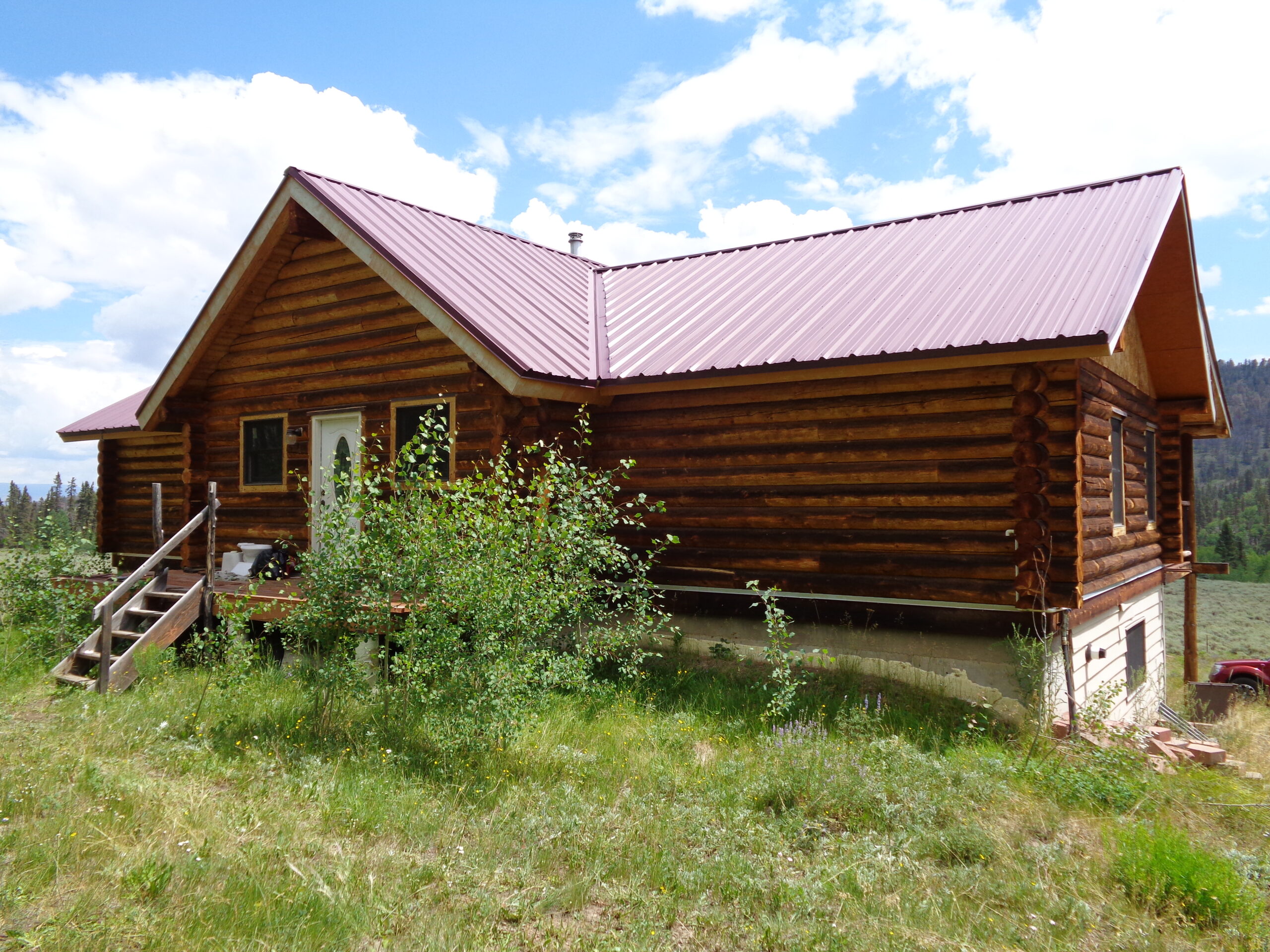 Cabin For Sale on 73 Acres in Colorado in GMU 66
