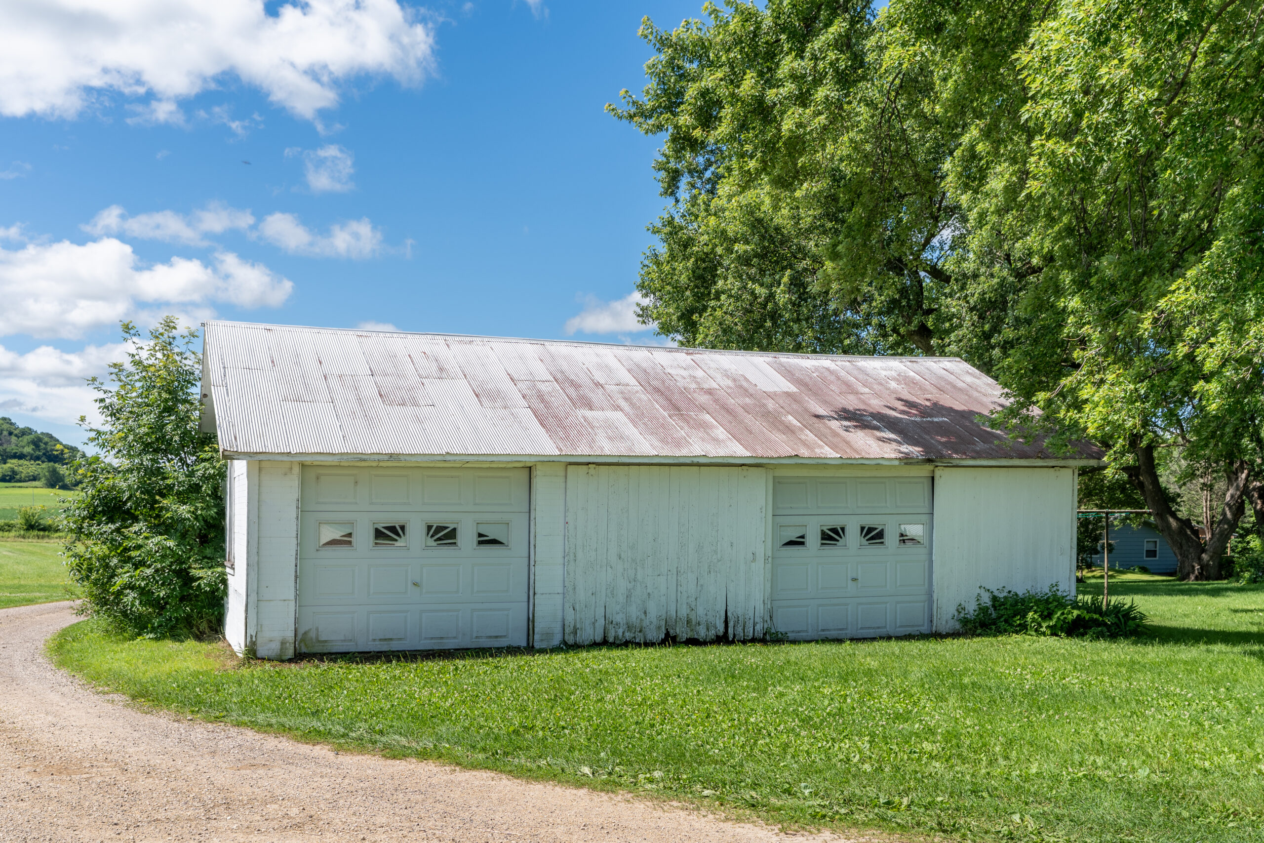 115 +/- Acre Farm Offered in 2 Lots Online Only Auction