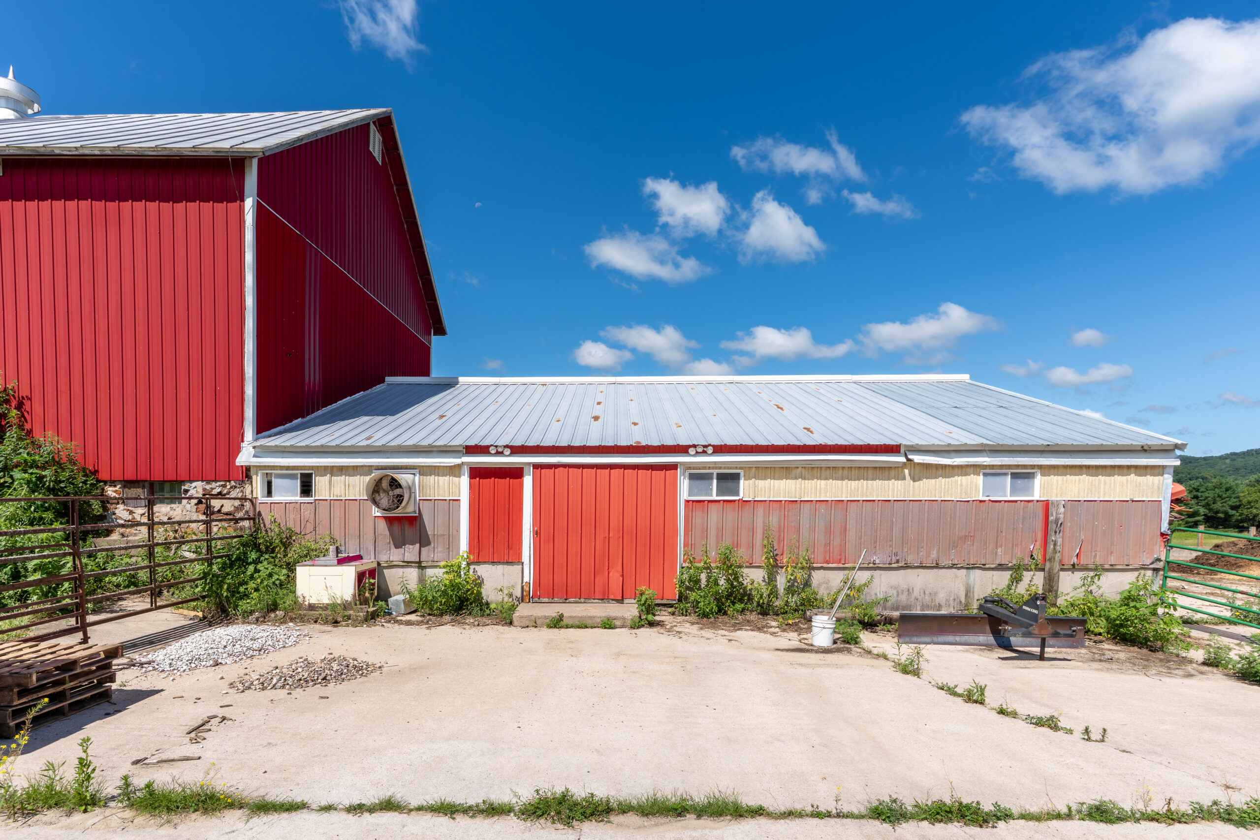 115 +/- Acre Farm Offered in 2 Lots Online Only Auction