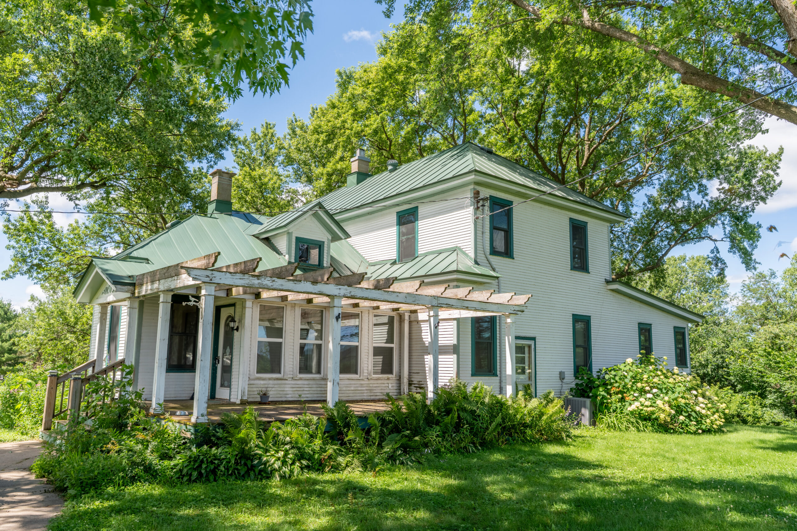 115 +/- Acre Farm Offered in 2 Lots Online Only Auction