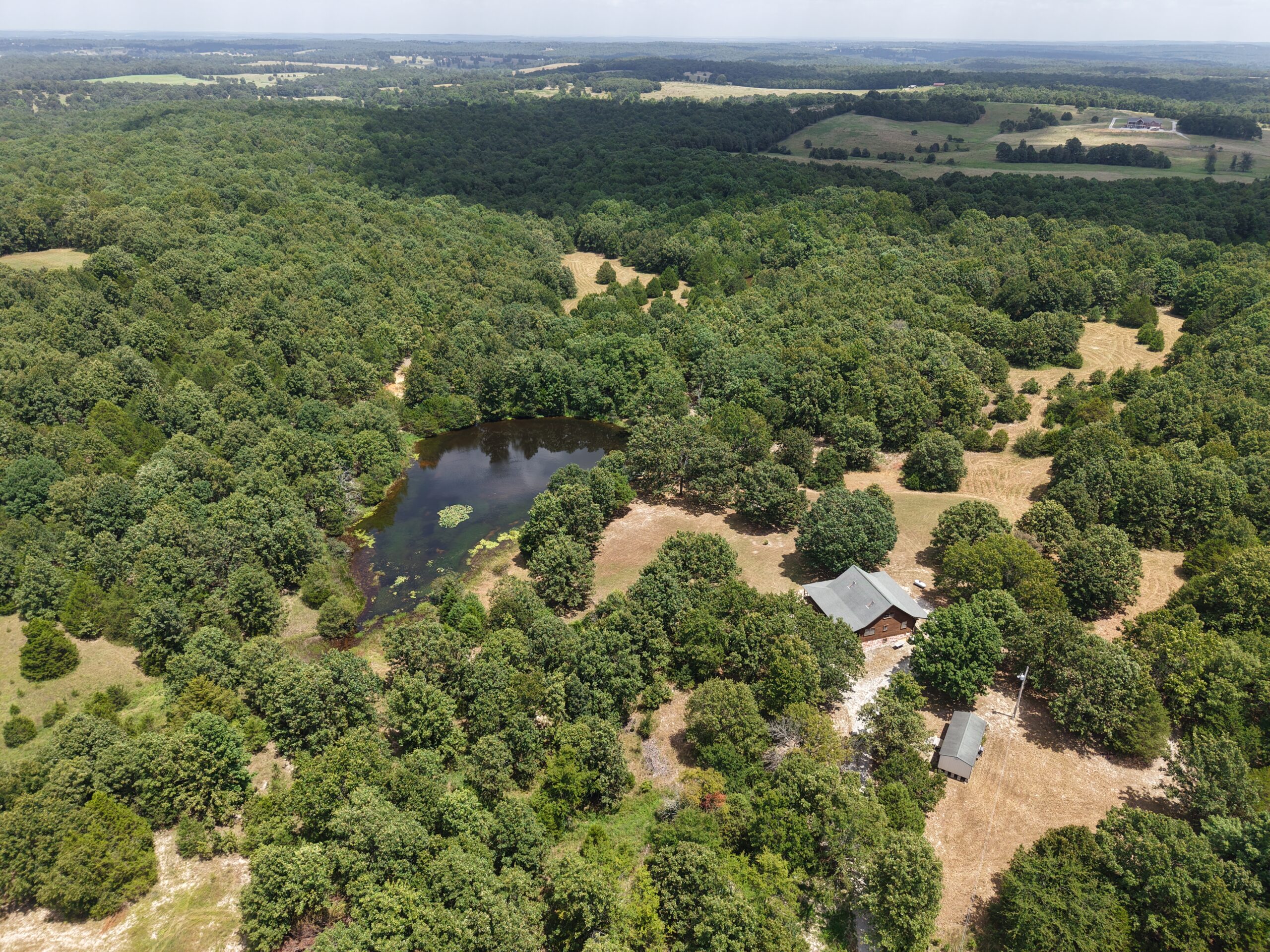 LOG HOME AND ACREAGE FOR SALE IN NORTH CENTRAL ARKANSAS