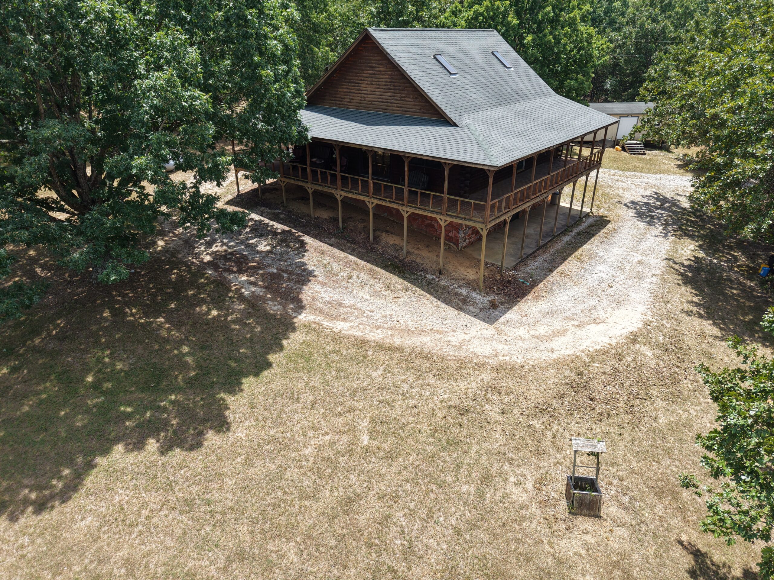LOG HOME AND ACREAGE FOR SALE IN NORTH CENTRAL ARKANSAS