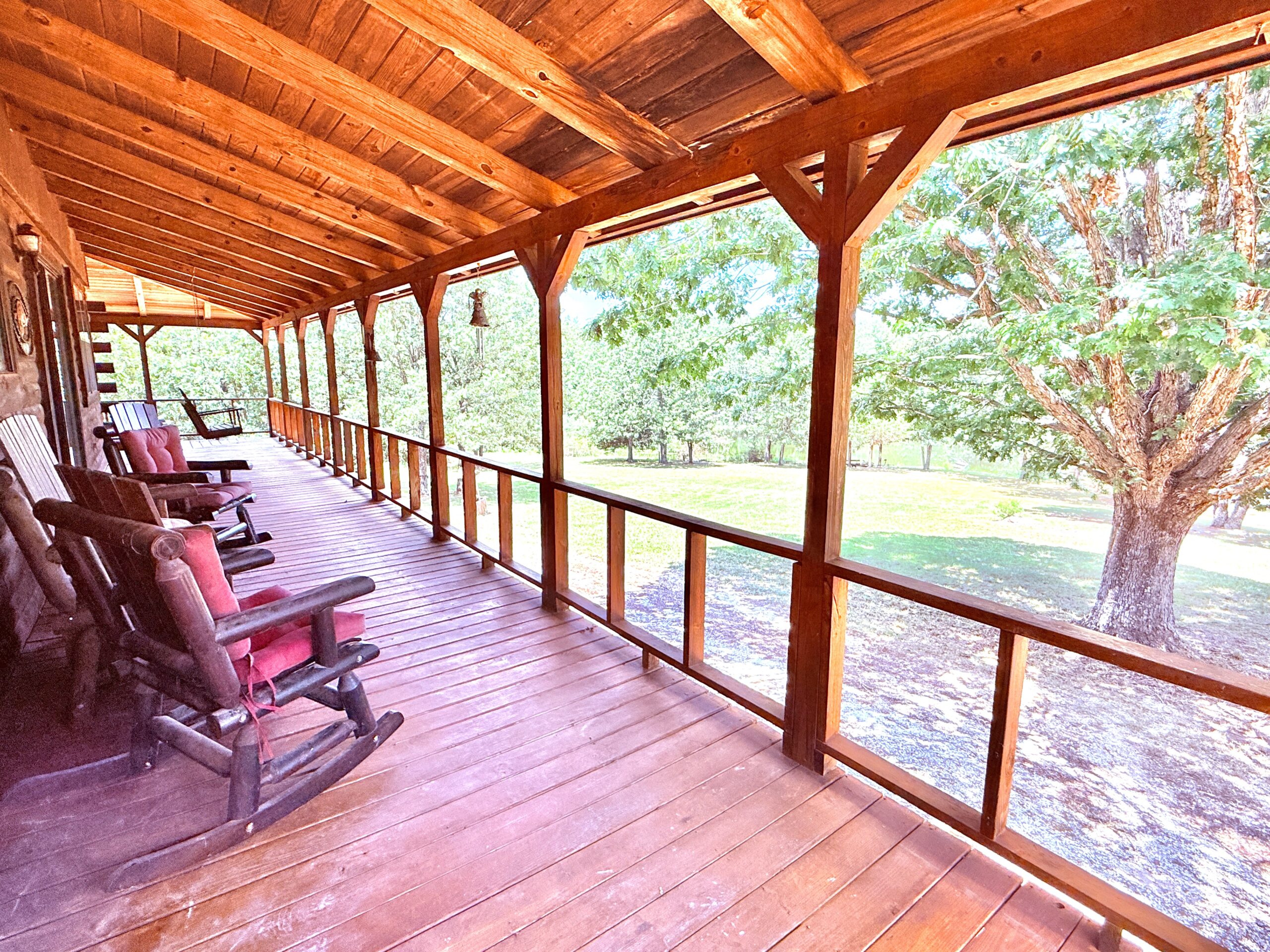 LOG HOME AND ACREAGE FOR SALE IN NORTH CENTRAL ARKANSAS