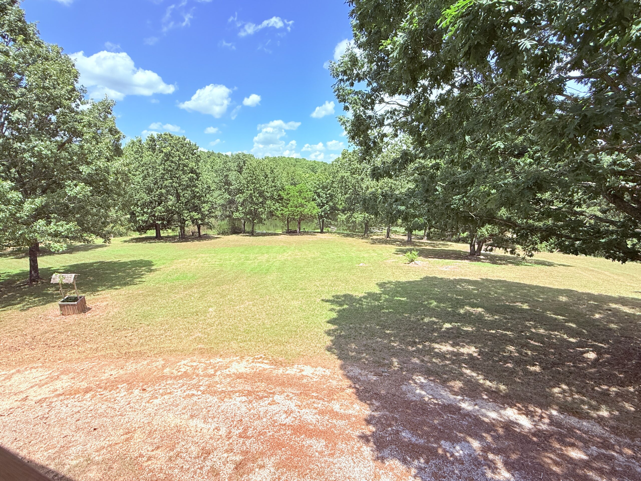 LOG HOME AND ACREAGE FOR SALE IN NORTH CENTRAL ARKANSAS
