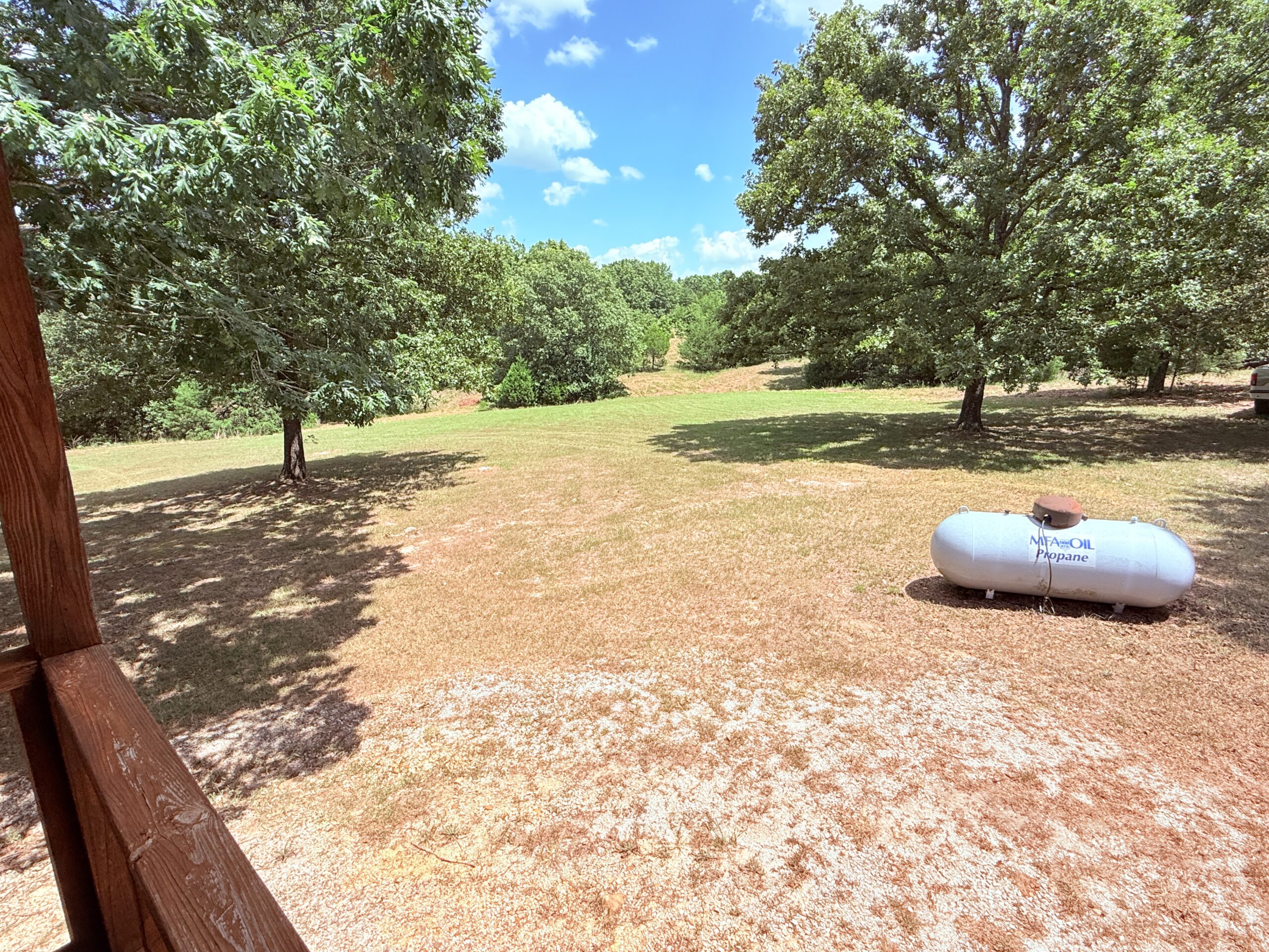 LOG HOME AND ACREAGE FOR SALE IN NORTH CENTRAL ARKANSAS